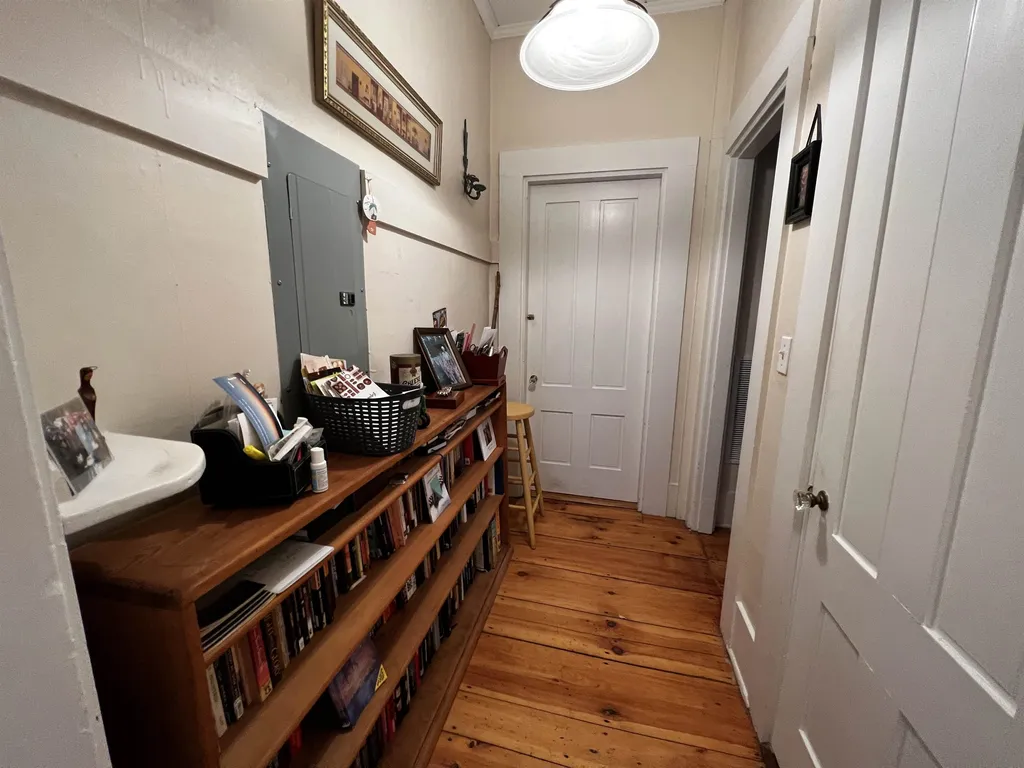 9 Forest Street Exeter NH 03833