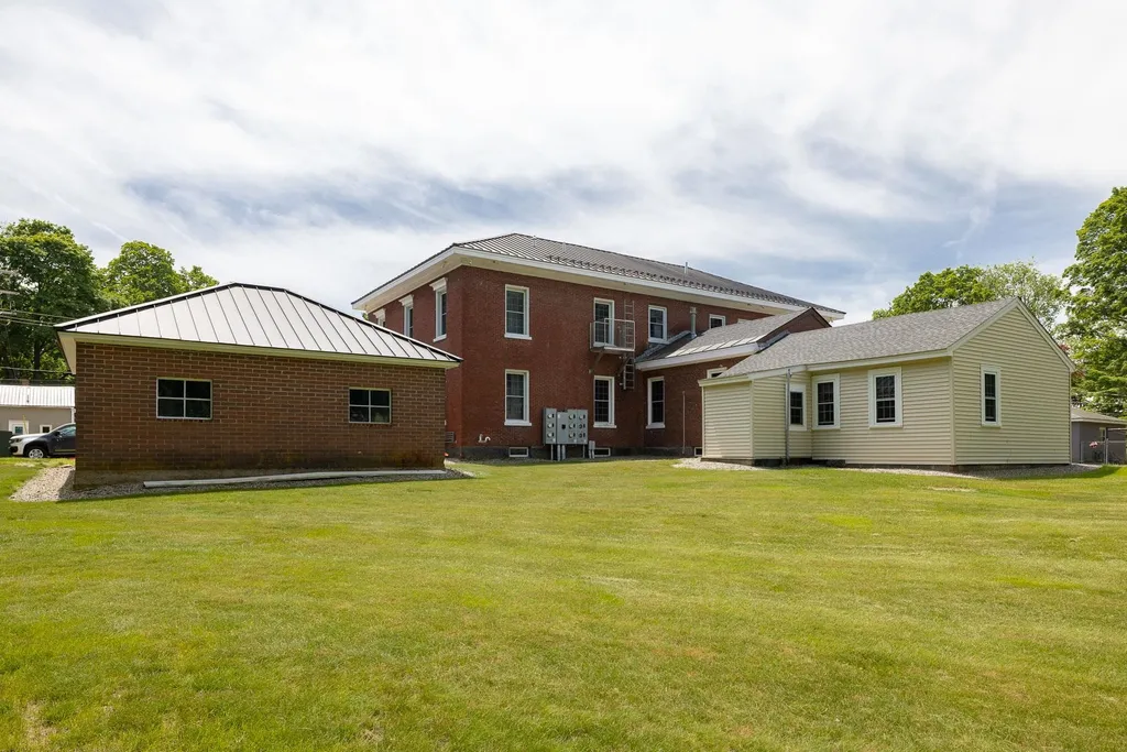 9 Forest Street Exeter NH 03833
