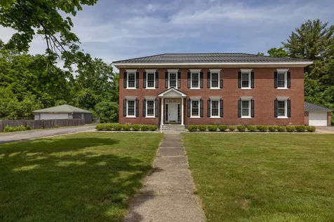 9 Forest Street Exeter NH 03833