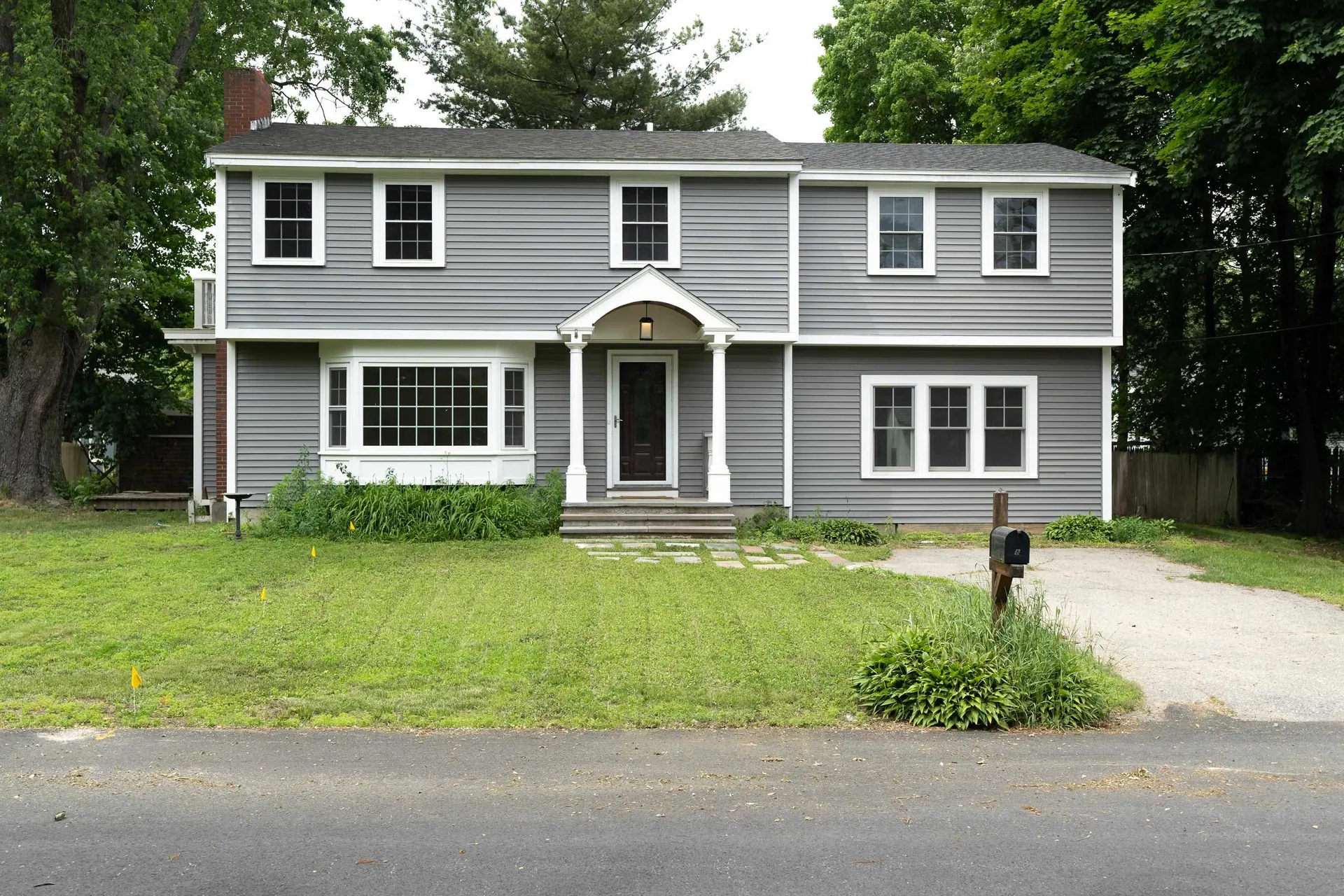 8 Clairmoor Drive Nashua NH 03060