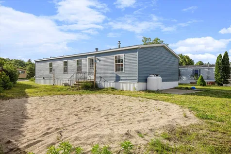 51 Day Lilly Lane Rochester NH 03868