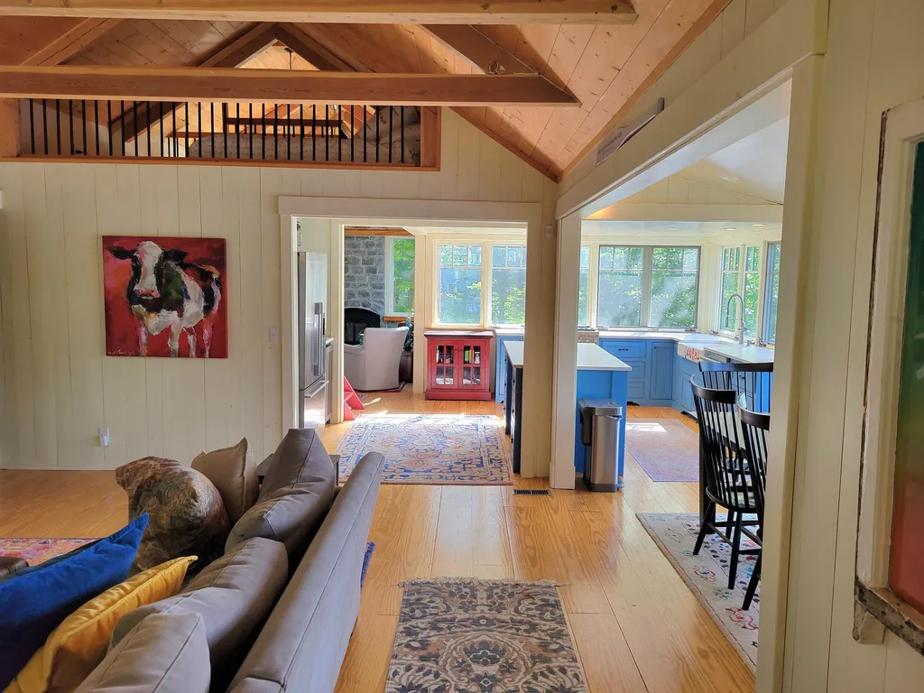 141 Grove Road Barnard VT 05031