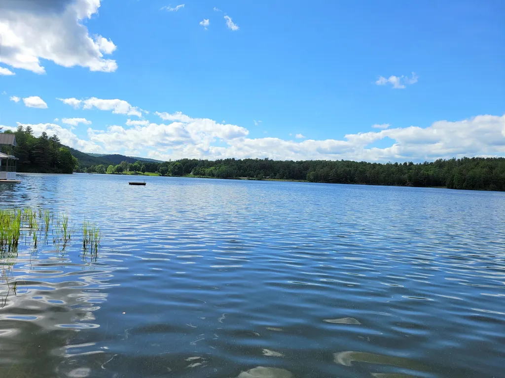 141 Grove Road Barnard VT 05031