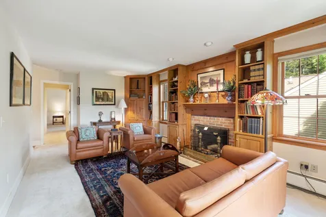 35 Highland Ridge New London NH 03257