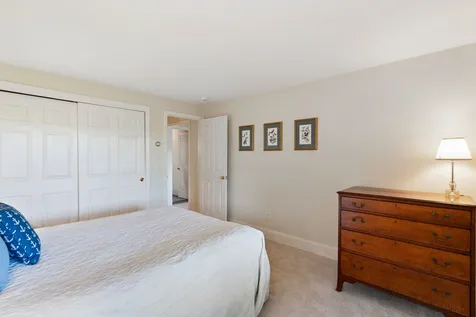 35 Highland Ridge New London NH 03257