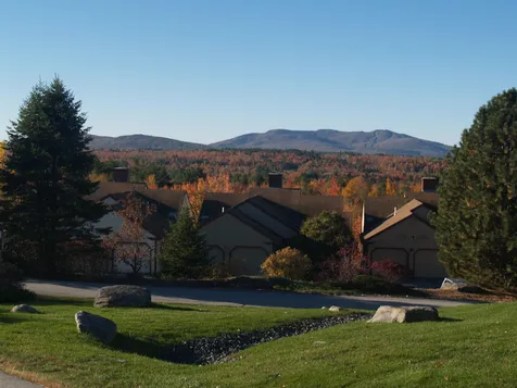 35 Highland Ridge New London NH 03257