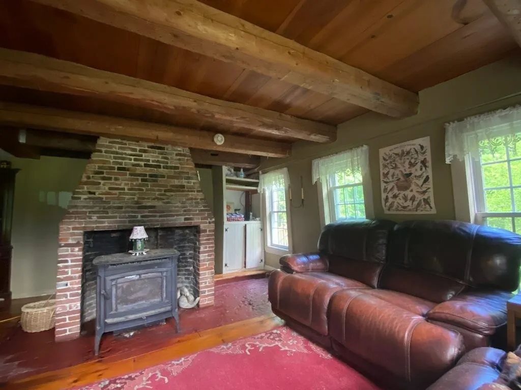 586 Atwell Hill Road Wentworth NH 03282