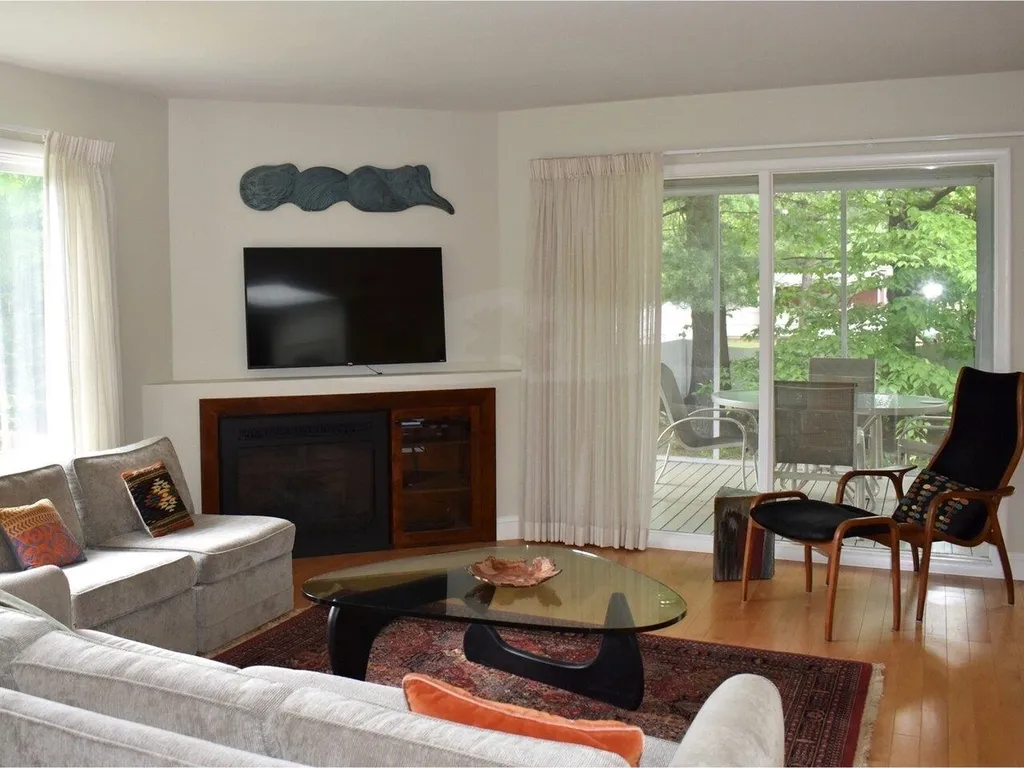 7 Sandalwood Drive South Burlington VT 05403