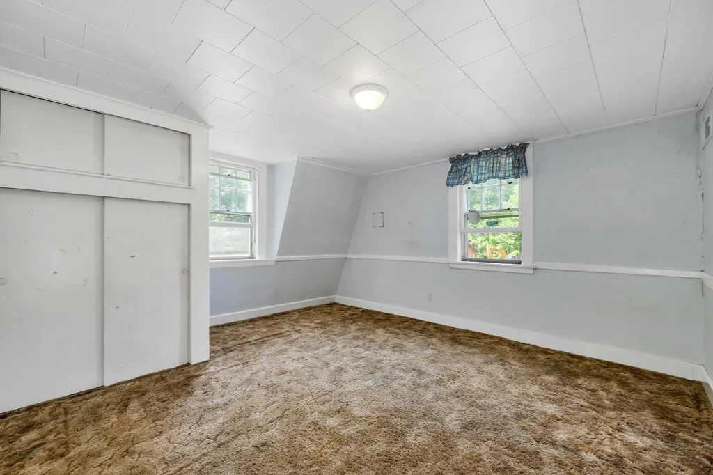 589 Whittier Highway Moultonborough NH 03254