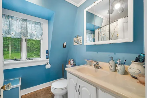 589 Whittier Highway Moultonborough NH 03254