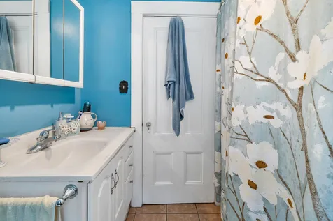 589 Whittier Highway Moultonborough NH 03254