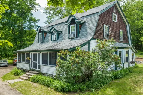 589 Whittier Highway Moultonborough NH 03254