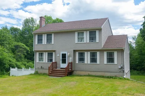 204 Walnut Street Rochester NH 03867