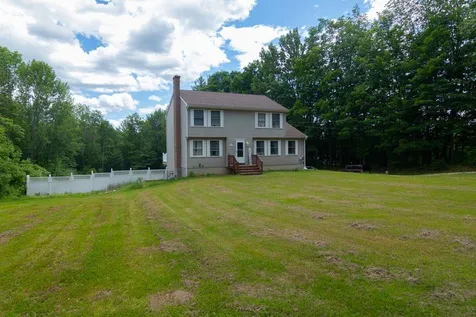 204 Walnut Street Rochester NH 03867
