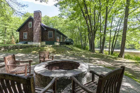 39 Pemi Lane Woodstock NH 03262