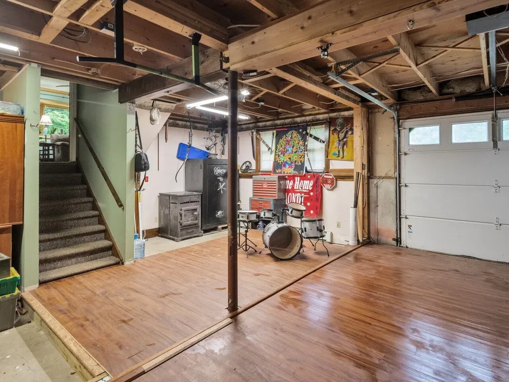 317 Cambridge Glen Road Cambridge VT 05444