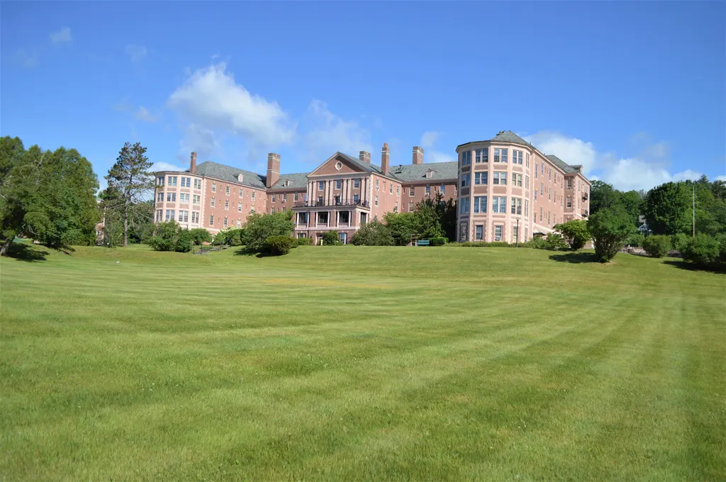 227 Pleasant Street Concord NH 03301