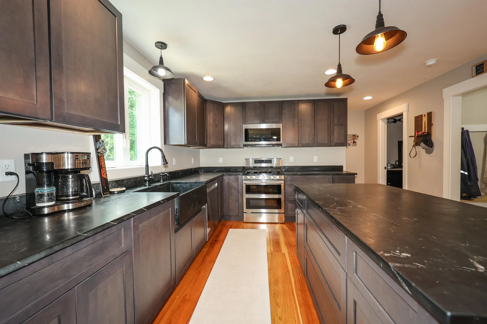 34 Rustic Lane New Boston NH 03070