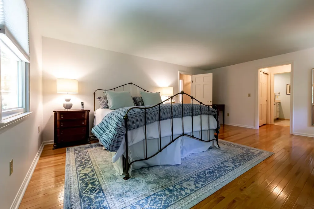5 Crockett Lane Amherst NH 03031