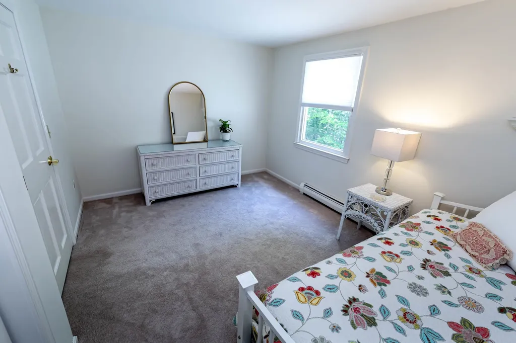 5 Crockett Lane Amherst NH 03031