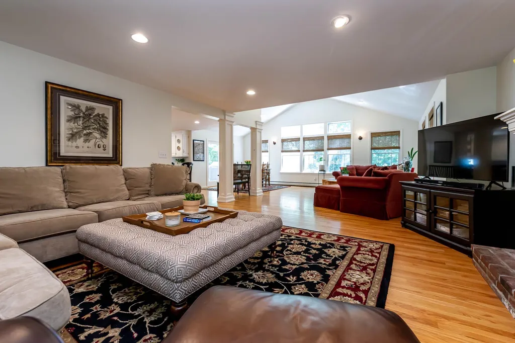 5 Crockett Lane Amherst NH 03031
