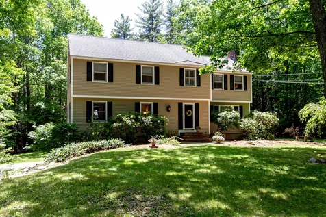 5 Crockett Lane Amherst NH 03031