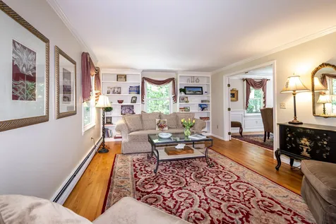 5 Crockett Lane Amherst NH 03031