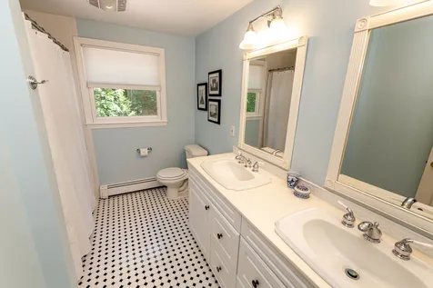 5 Crockett Lane Amherst NH 03031
