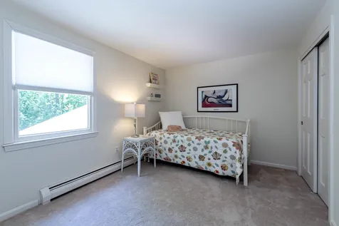 5 Crockett Lane Amherst NH 03031