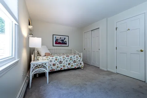 5 Crockett Lane Amherst NH 03031