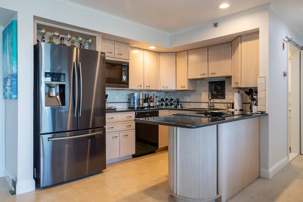 1044 Ocean Boulevard Hampton NH 03842