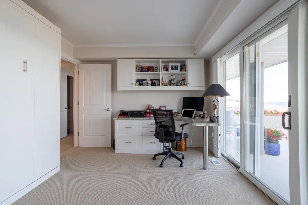 1044 Ocean Boulevard Hampton NH 03842