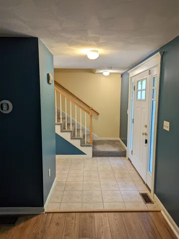 8 Grace Drive Weare NH 03281
