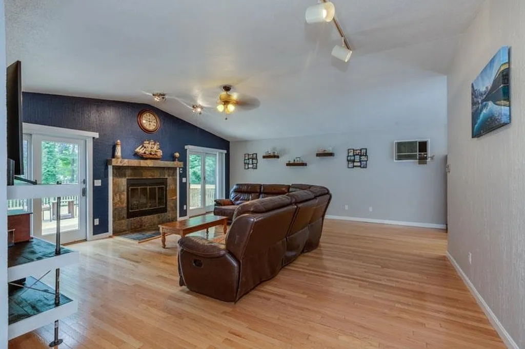 191 Lancaster Farm Road Salem NH 03079