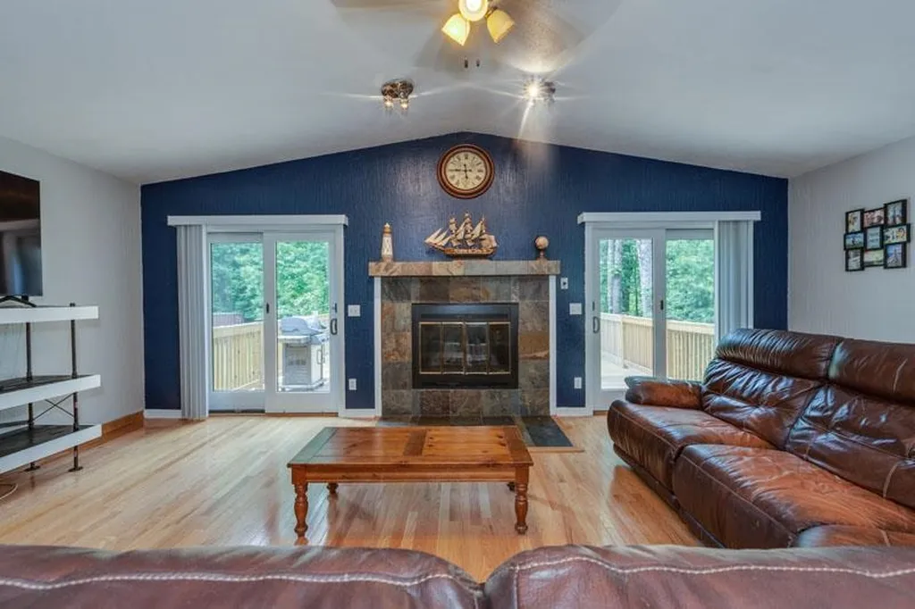 191 Lancaster Farm Road Salem NH 03079