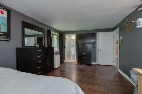 191 Lancaster Farm Road Salem NH 03079