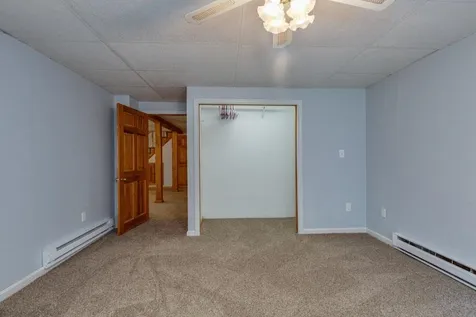 191 Lancaster Farm Road Salem NH 03079