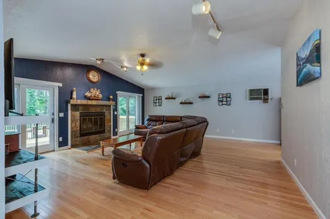 191 Lancaster Farm Road Salem NH 03079