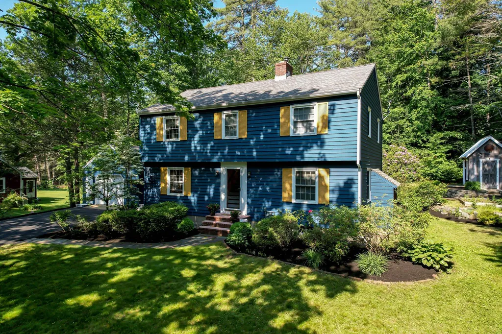 49 Edgewood Road Durham NH 03824