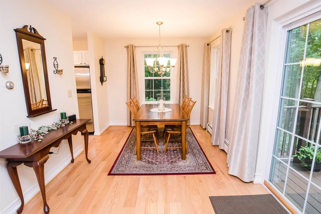 190 Deer Lane Colchester VT 05446