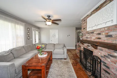 33 Scotts Drive Charlestown NH 03603