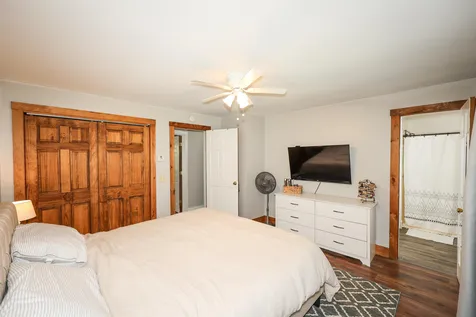 33 Scotts Drive Charlestown NH 03603