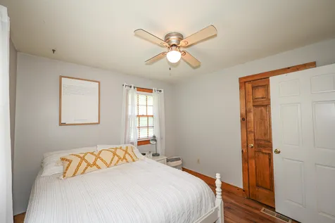33 Scotts Drive Charlestown NH 03603