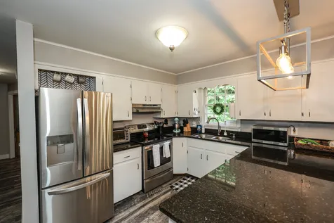 33 Scotts Drive Charlestown NH 03603