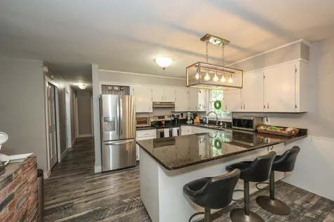 33 Scotts Drive Charlestown NH 03603