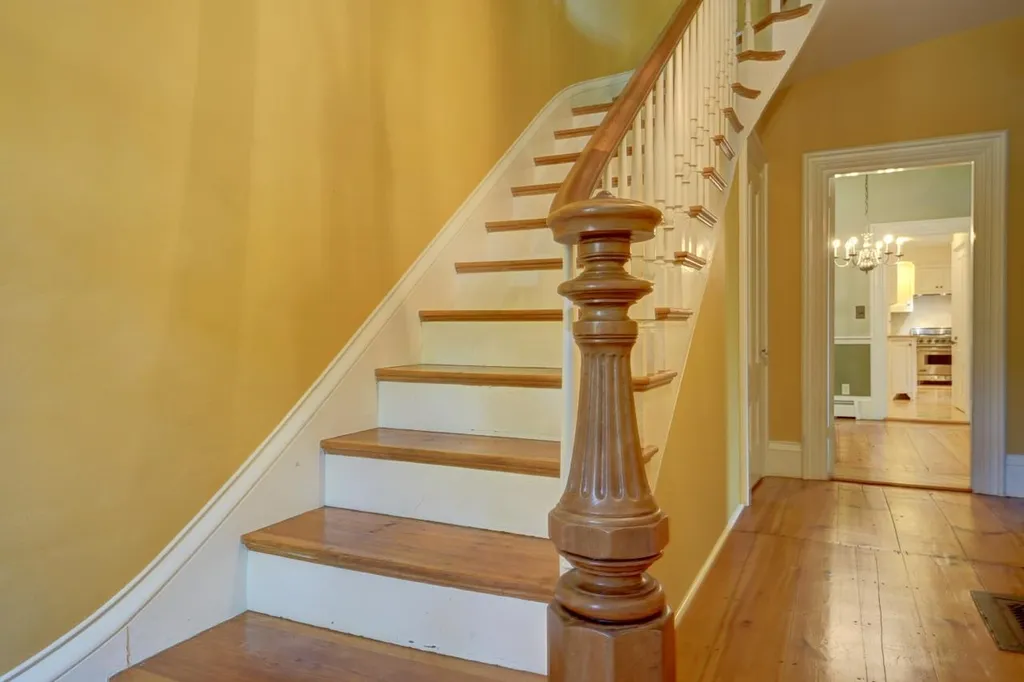 38 Pine Street Exeter NH 03833