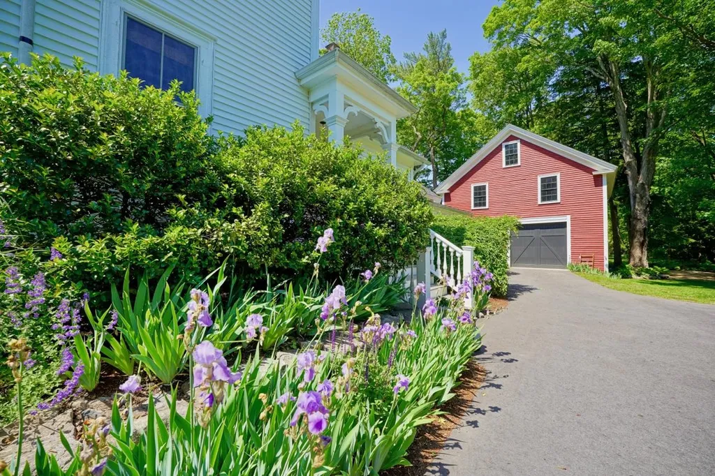 38 Pine Street Exeter NH 03833