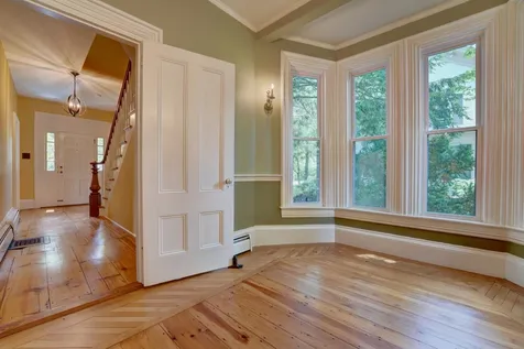 38 Pine Street Exeter NH 03833