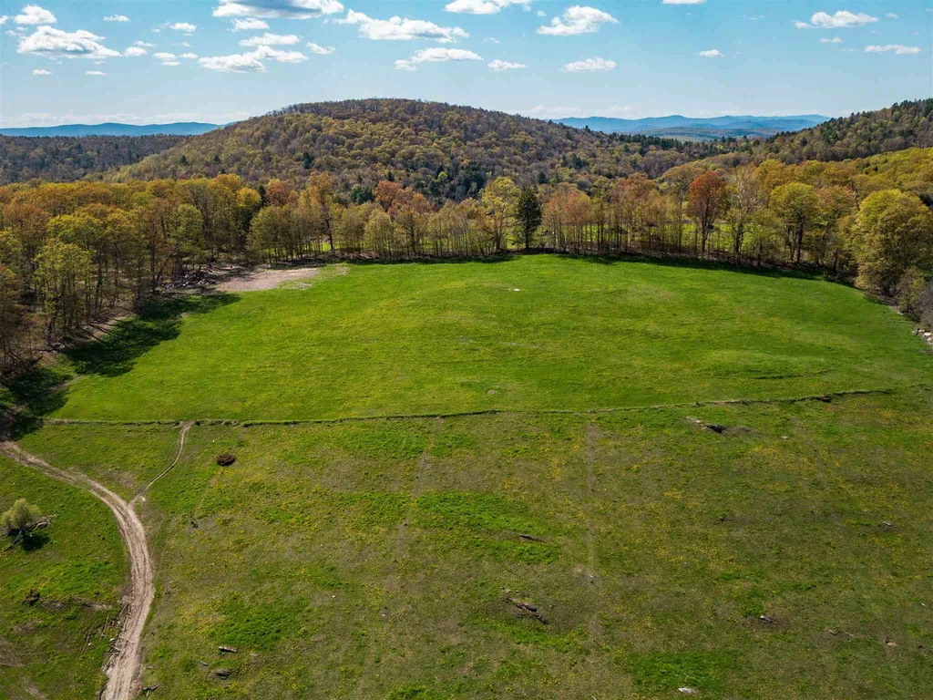 191 Monarch Hill Road Tunbridge VT 05077