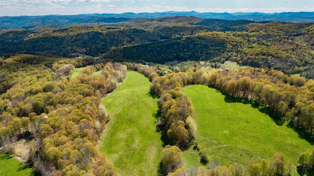 191 Monarch Hill Road Tunbridge VT 05077
